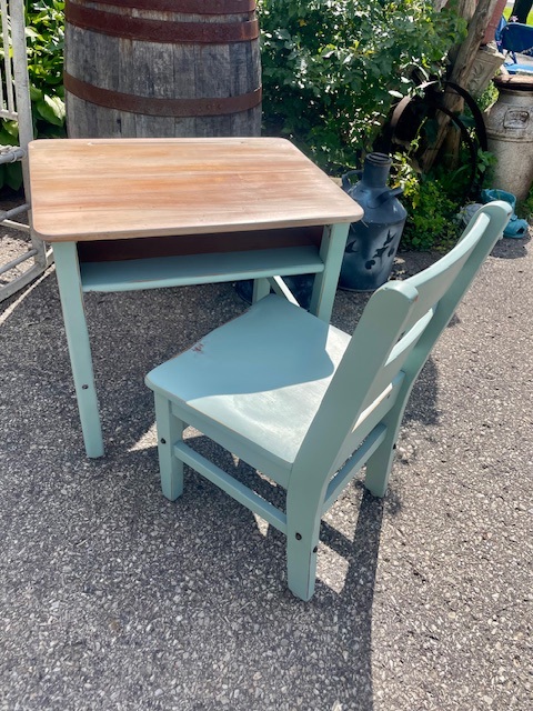 Grey Chair with table